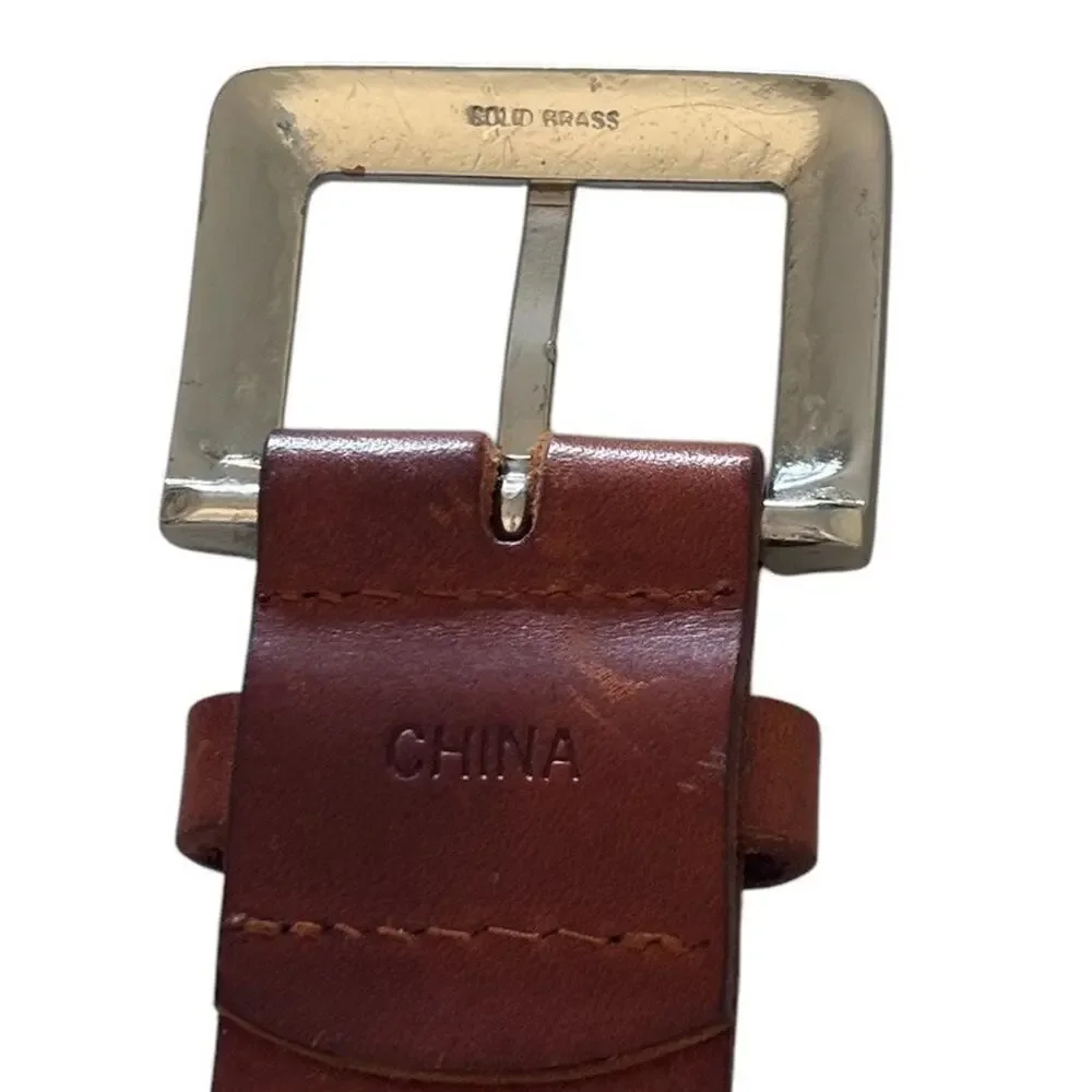 G.H. Bass & Co Belt 5100 Brown Unisex Sz M 32 Leather 1 3/8